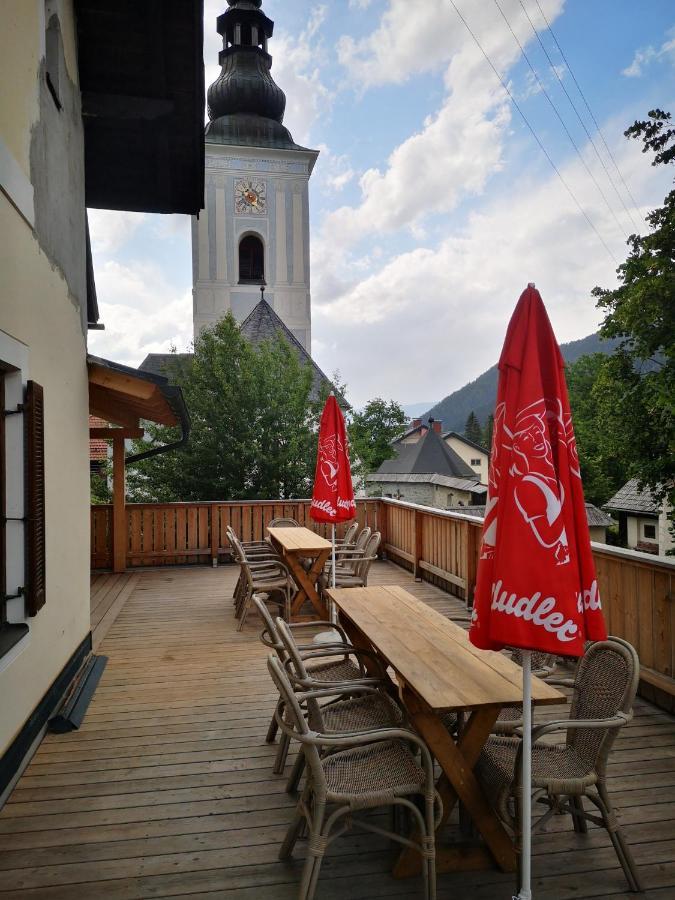 Gasthof Kirchenwirt Gnesau Eksteriør billede